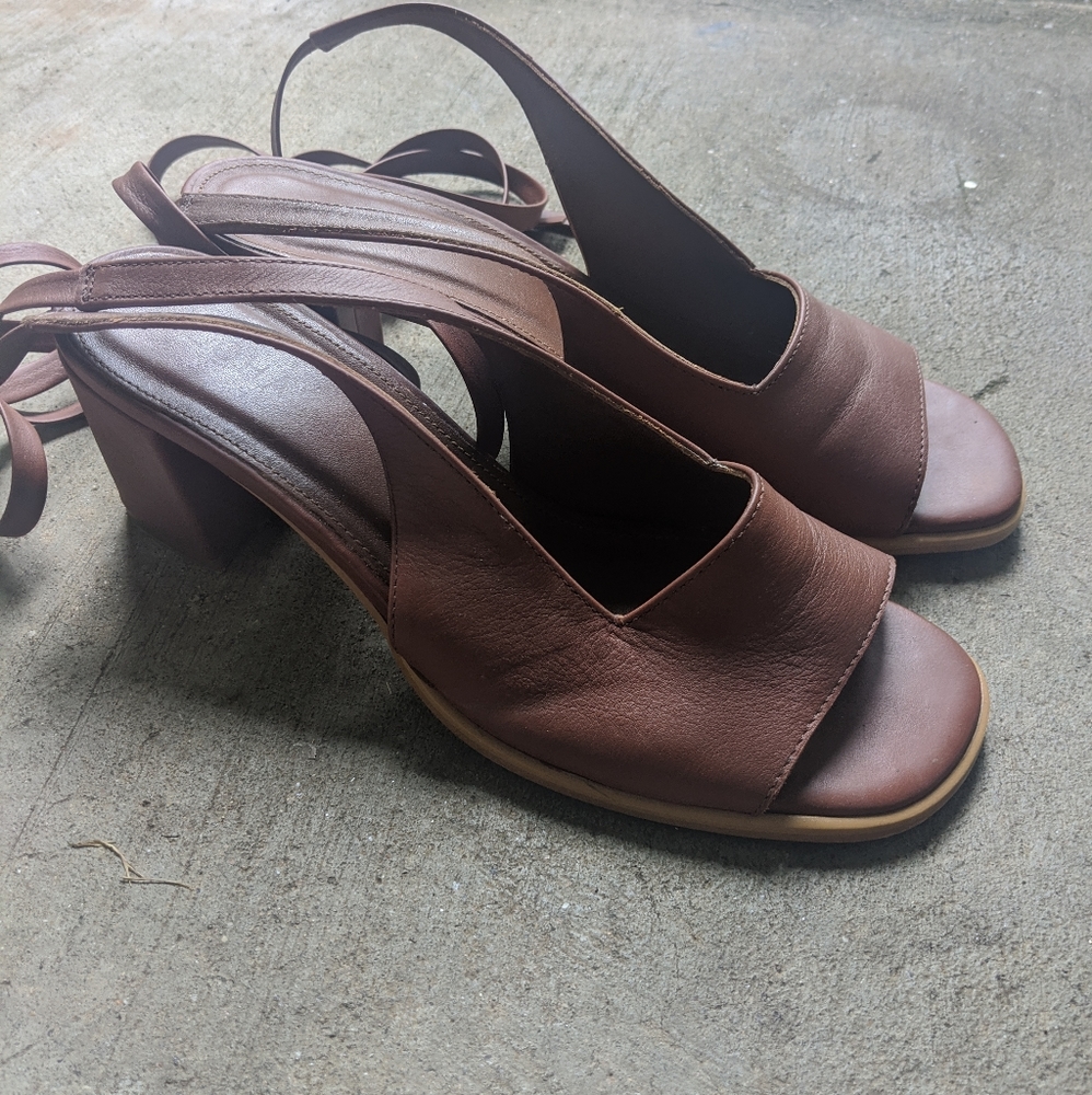 Alohas Lillie Brown Lace-up Sandal